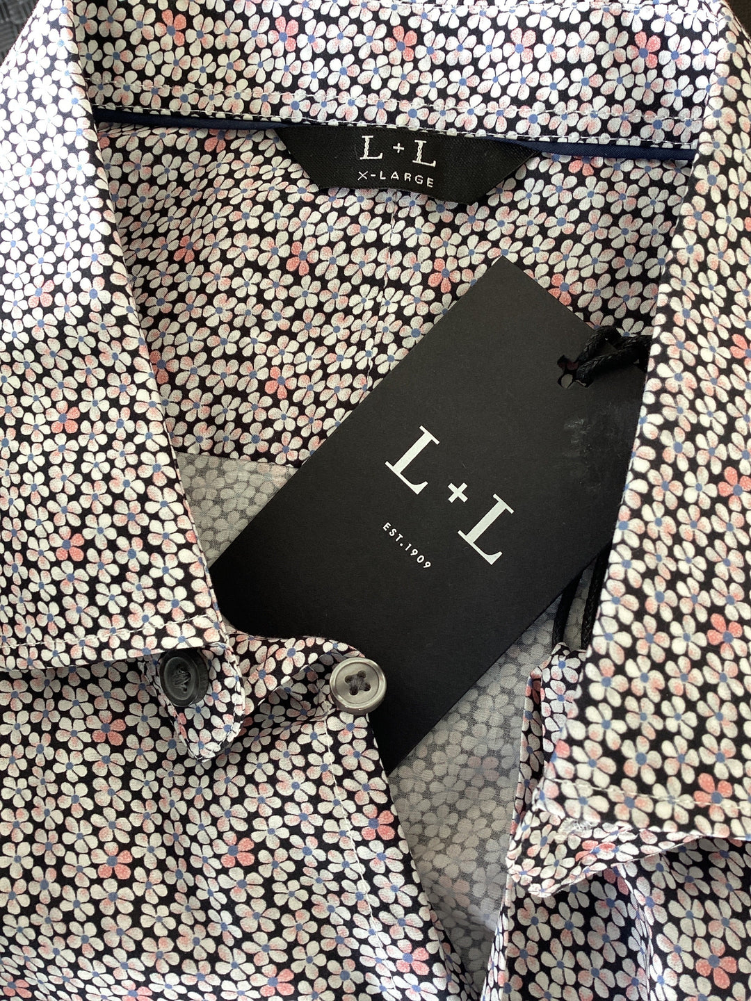 L & L  Men’s shirt. XL