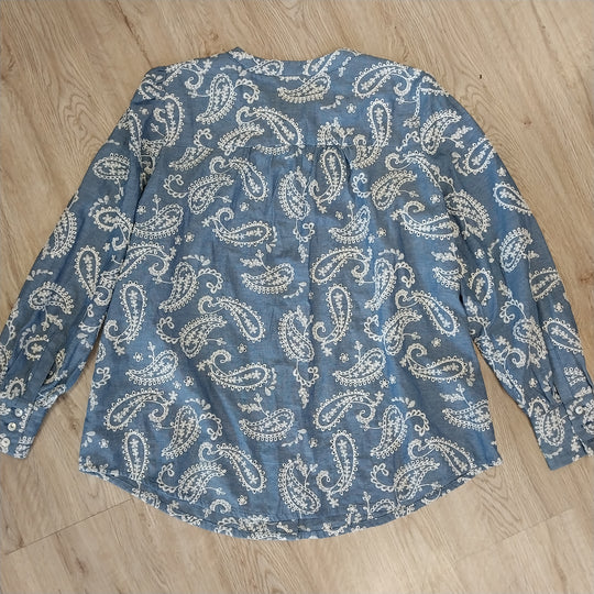 Blue Illusion  Paisley Shirt Size L