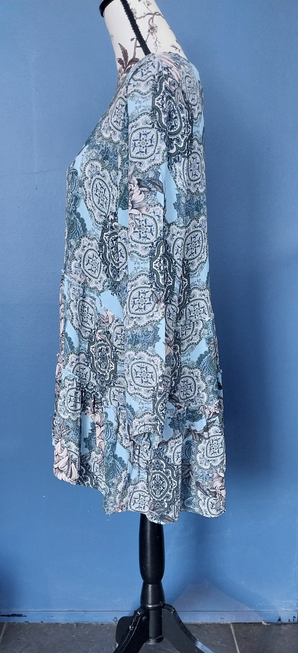 Loobies Story Long Sleeve Tiered Top Size 14