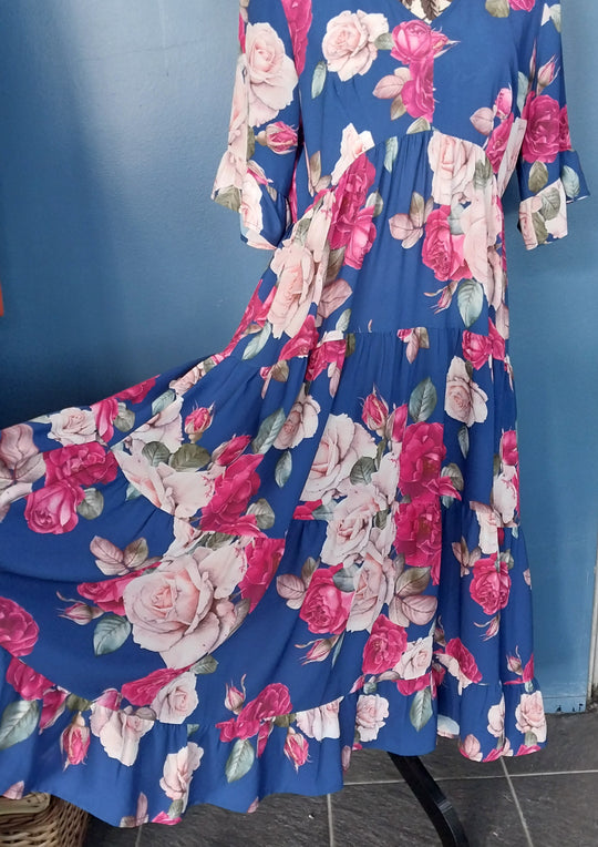 Annah Stretton Magic Dress Size S