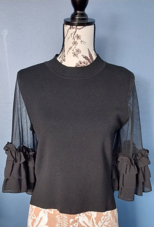 Gracia Knit Top with Ruffle Sleeves size L