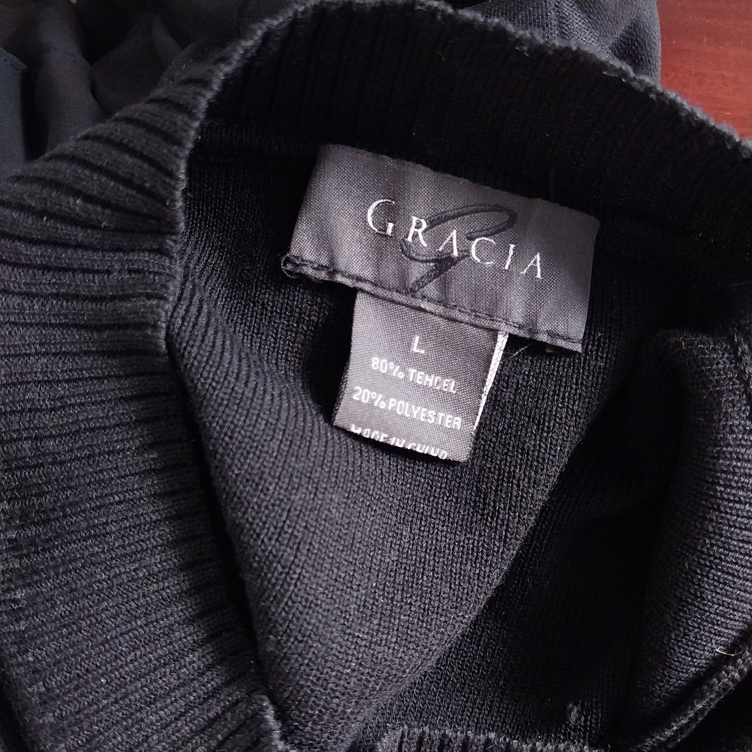 Gracia Knit Top with Ruffle Sleeves size L