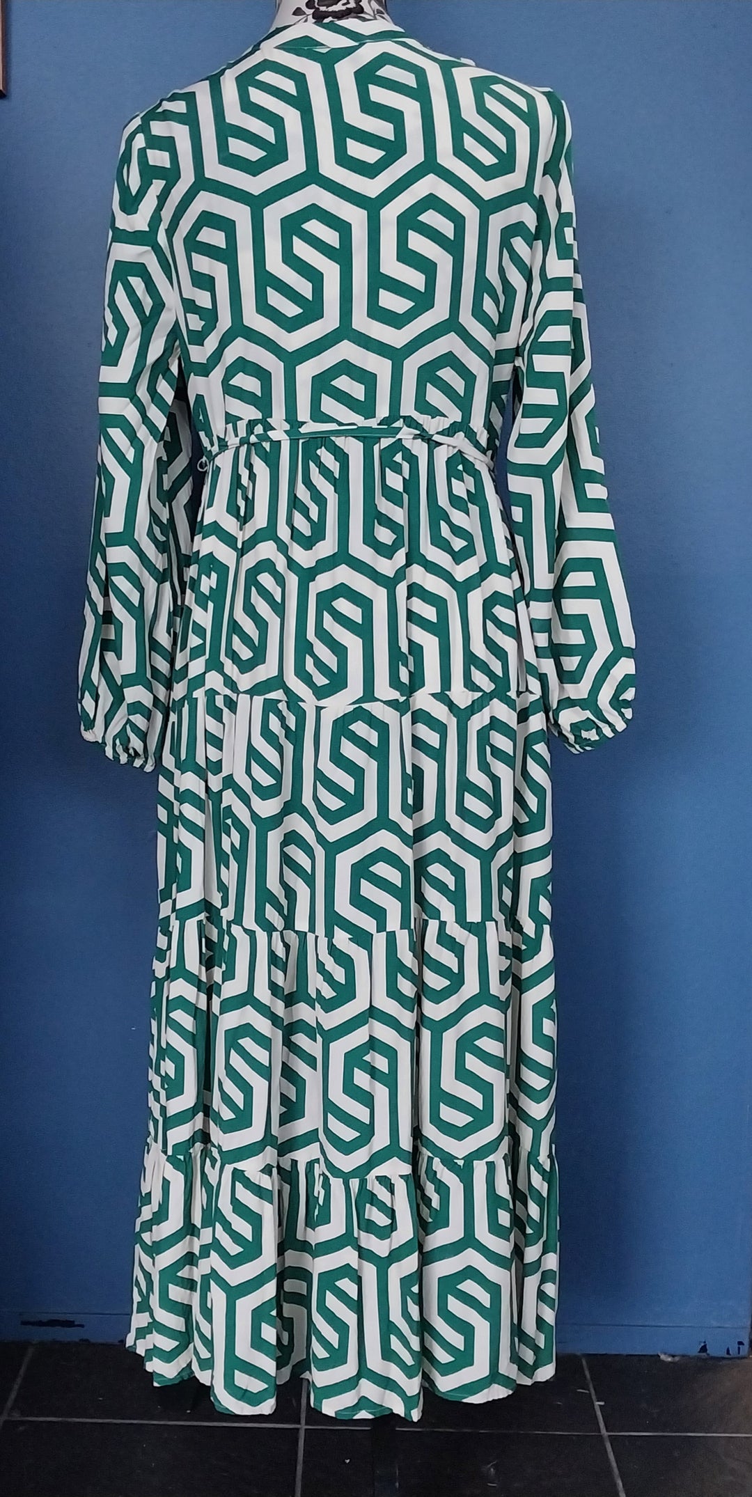 Whistle Size 10 Four Tiered Long Sleeve Dress Green