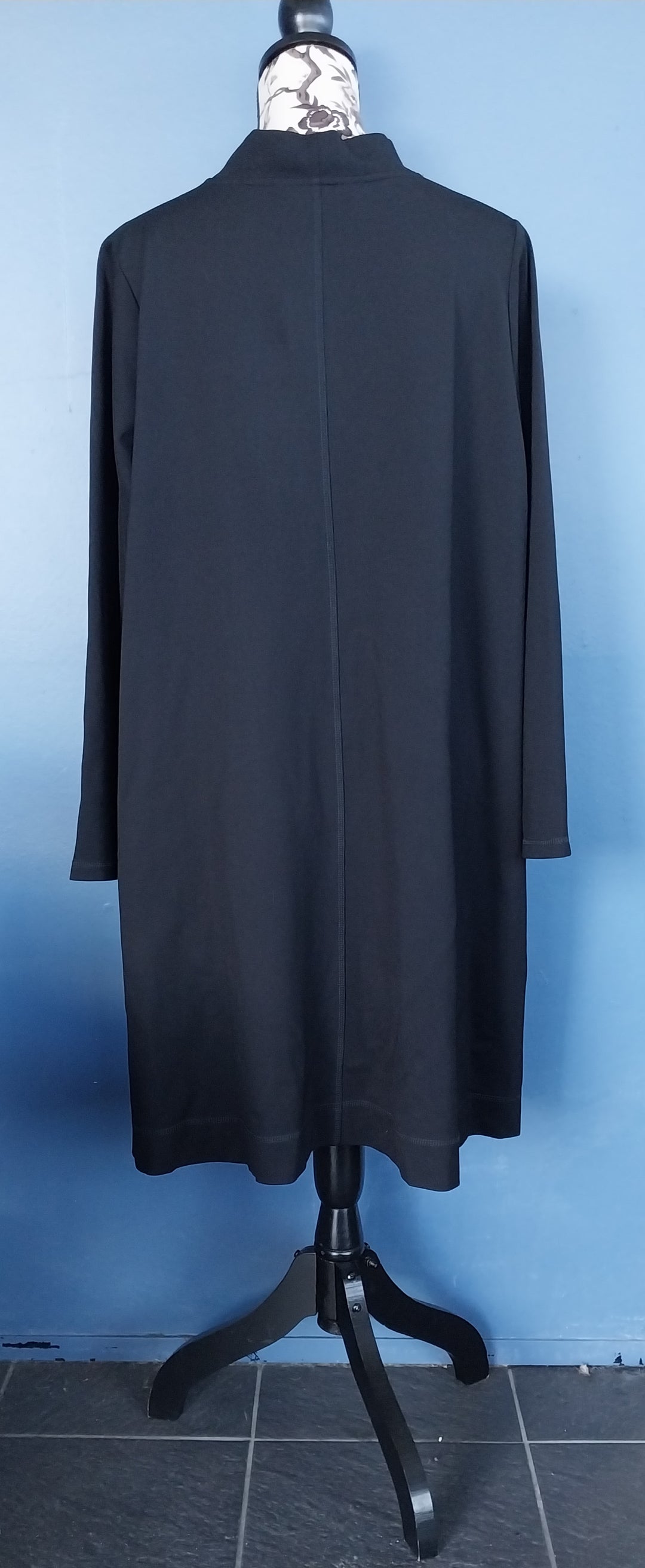 Virtuelle A Line Long Top Size S Black