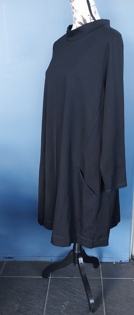 Virtuelle A Line Long Top Size S Black