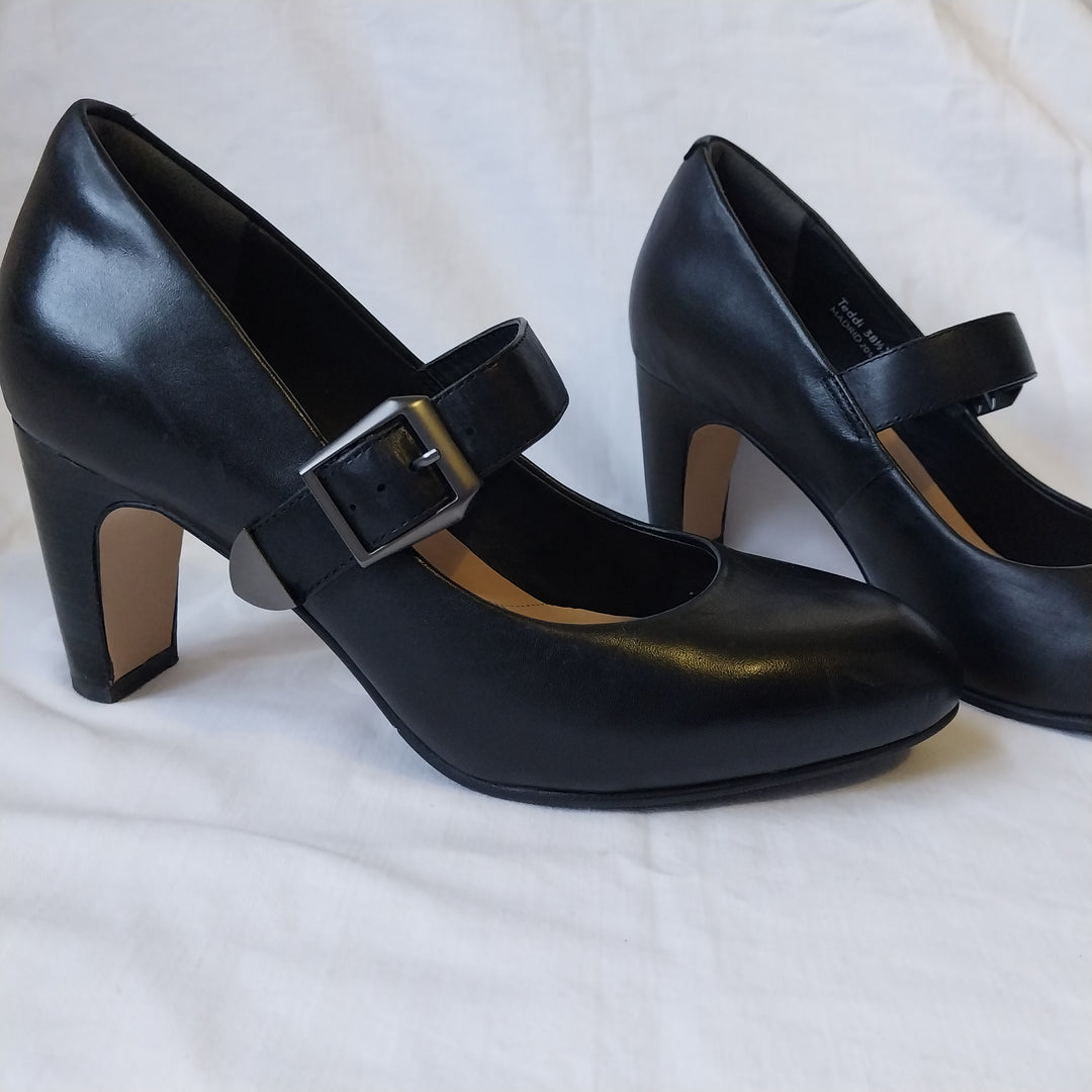 Ziera Mary Jane Heels Black Leather Size 38.5 XW As New