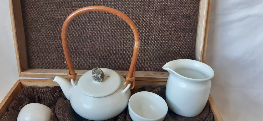 Japanese tea set
