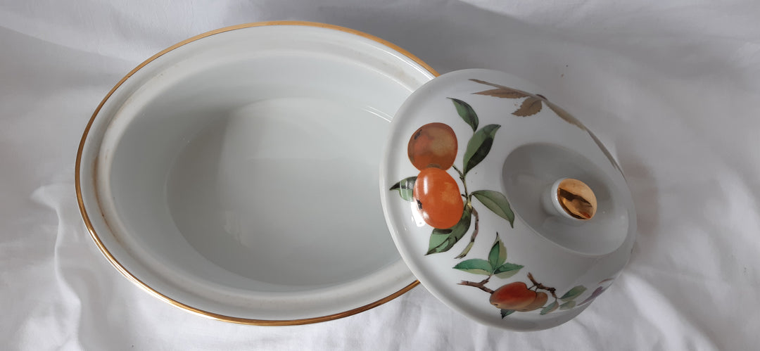 Royal Worcester Casserole dish