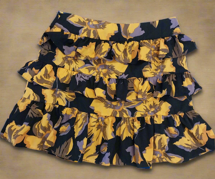 Augustine Size L  Tiered Skirt