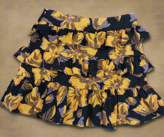 Augustine Size L  Tiered Skirt