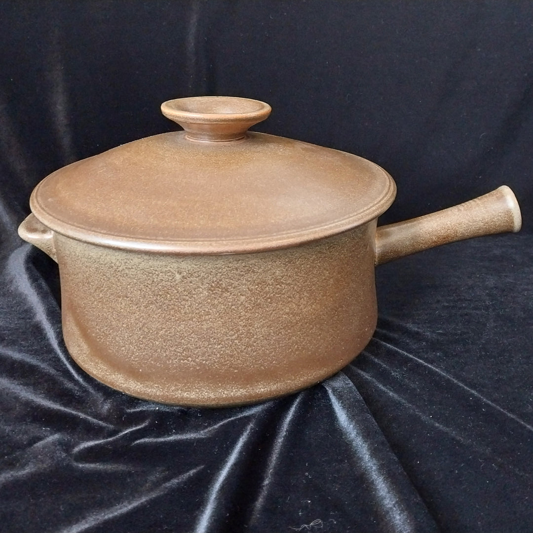 Temuka Stoneware New Zealand Casserole Large