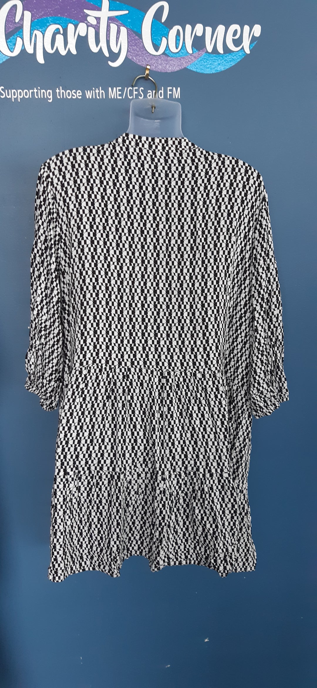 Black/white top/dress size 18
