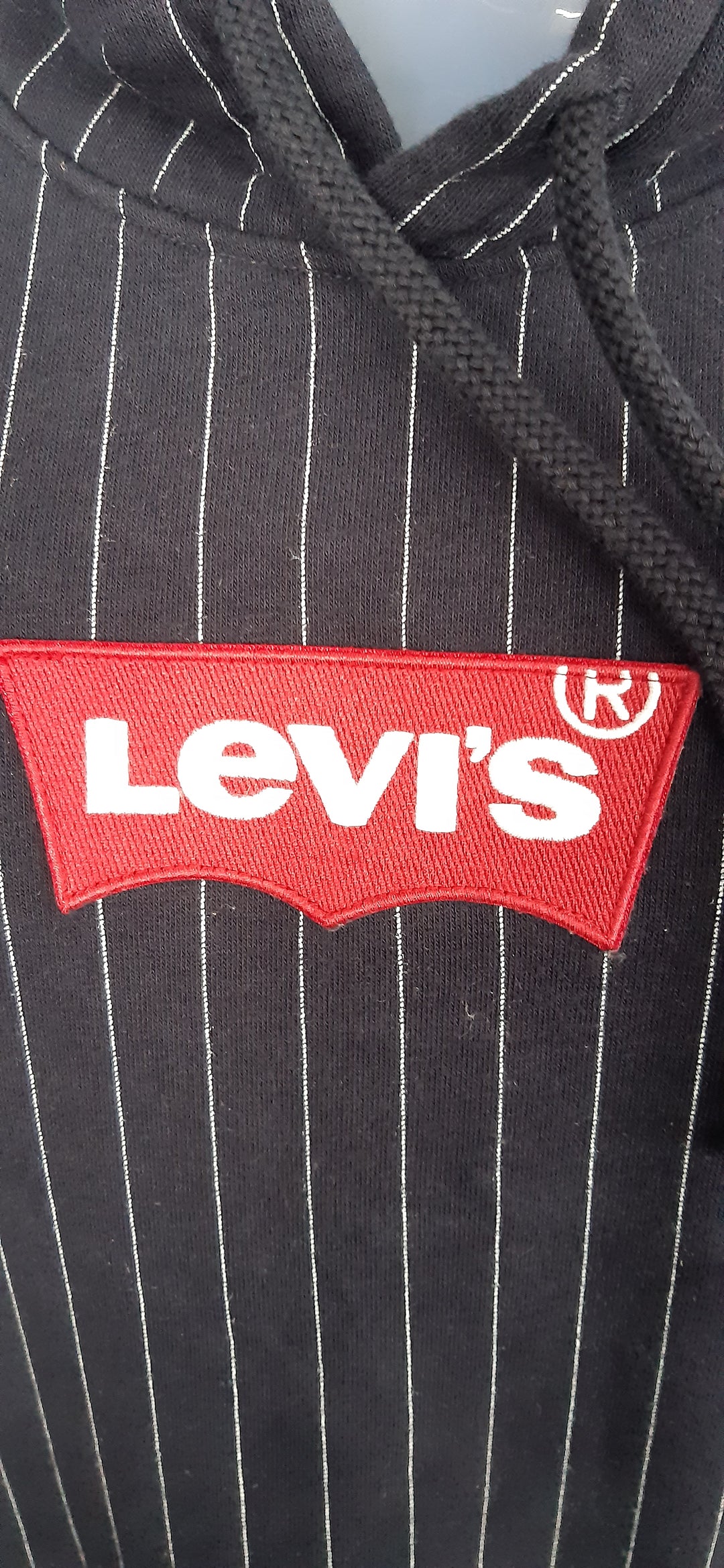 Levi' s logo patch Navy striped drawstring hoodie size  L Mens narrow fit