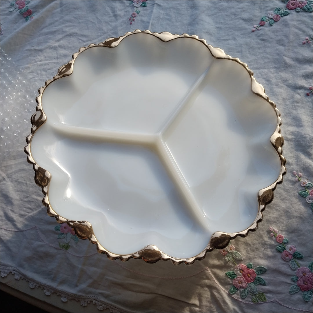 Vintage Fire King Oven Ware Milk Glass USA Serving Plate 2