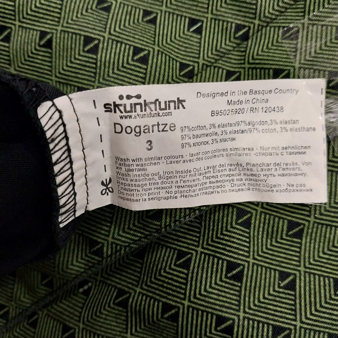 Skunk Funk Zip/Dome Front Dress size 10/8