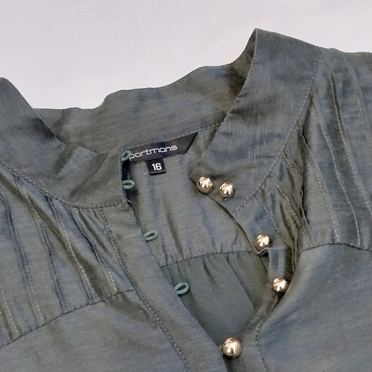 Portmans Size 16 Pleat Detail Gold Button Long Sleeve Shirt