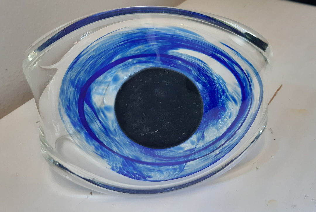 stunning  coloured glass centrepiece/dish/bowl