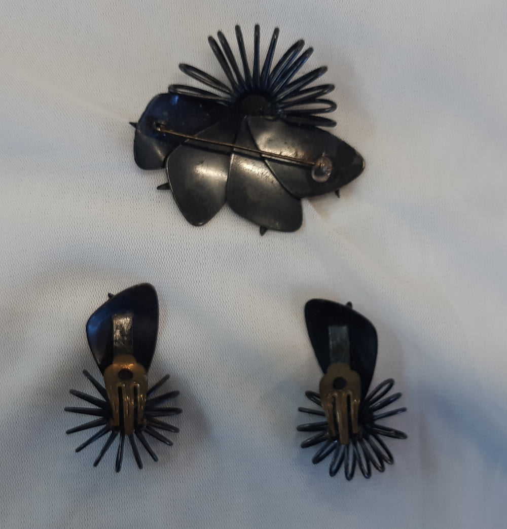 vintage cooper look clip on earring and brooch