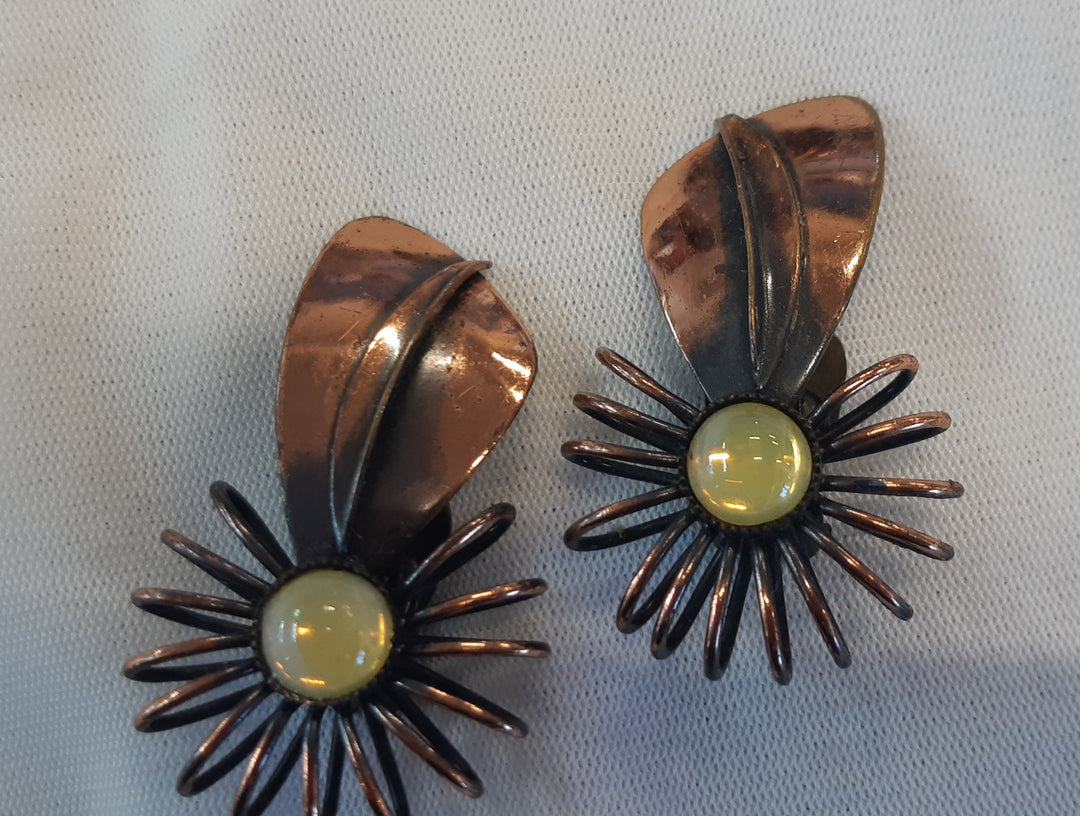 vintage cooper look clip on earring and brooch