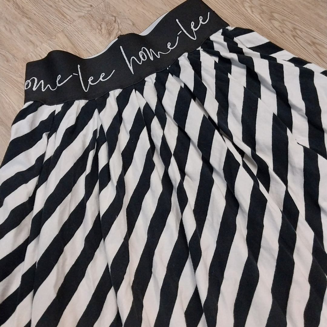 Home -Lee  Sophie Skirt size 14