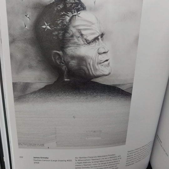 Toi Tu Toi Ora Contemporary Maori Art Book  Edited by Nigel Borell New Zealand