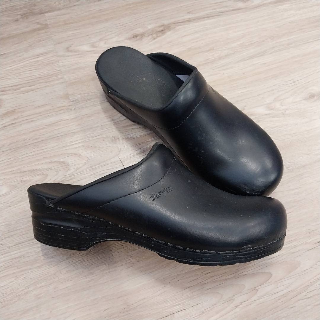 Sanita the original Danish Clogs size 41