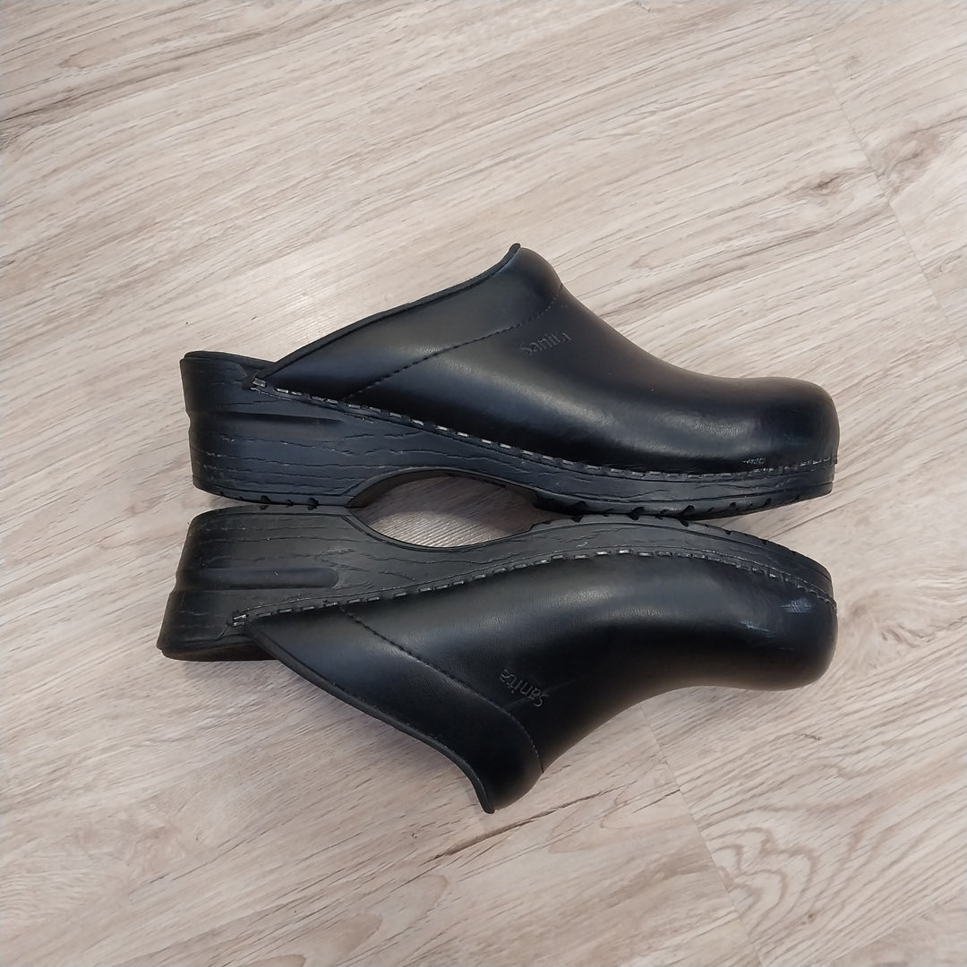 Sanita the original Danish Clogs size 41