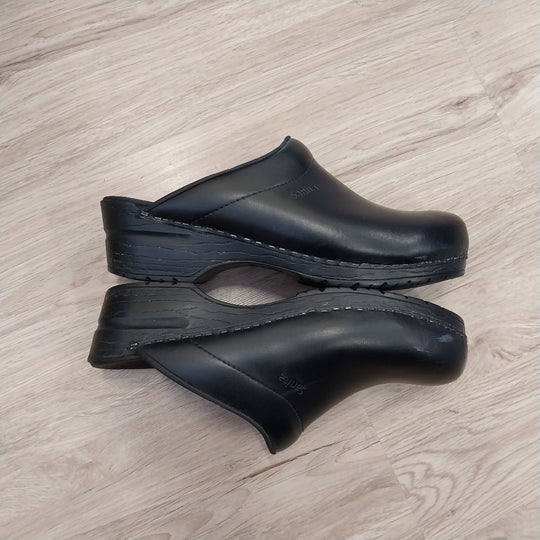 Sanita the original Danish Clogs size 41
