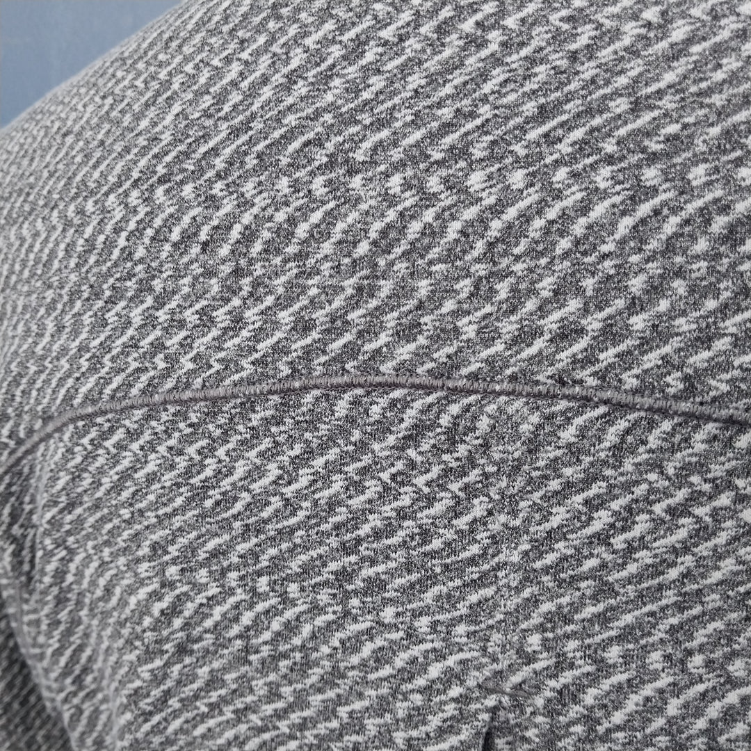 lululemon Womens Long Sleeve 1/2 zip Top size 12 Grey/White