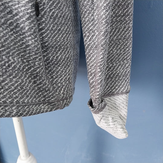lululemon Womens Long Sleeve 1/2 zip Top size 12 Grey/White