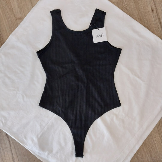 Atmos & Here Twist back Bodysuit Size 14 BNWT