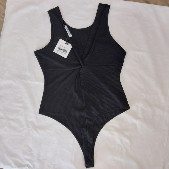 Atmos & Here Twist back Bodysuit Size 14 BNWT