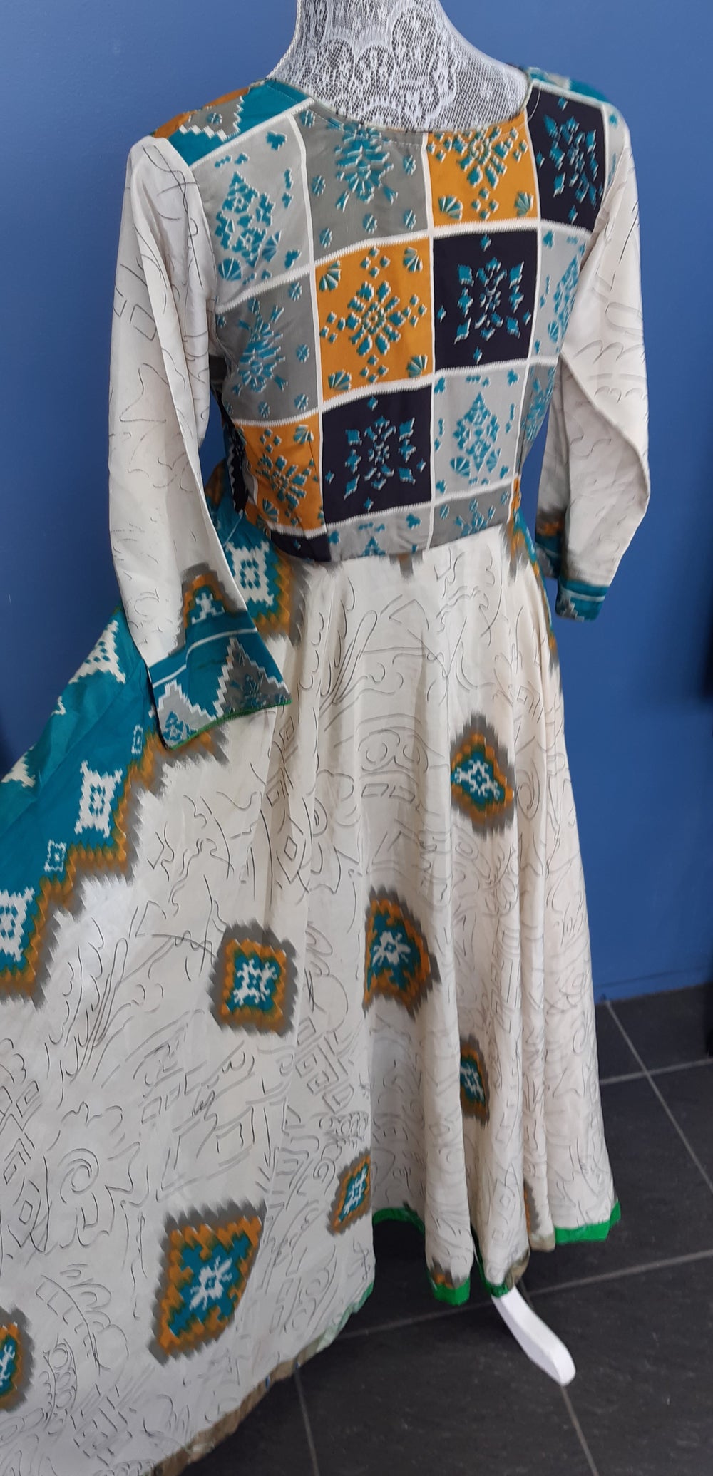 Boho  Maxi dress size small