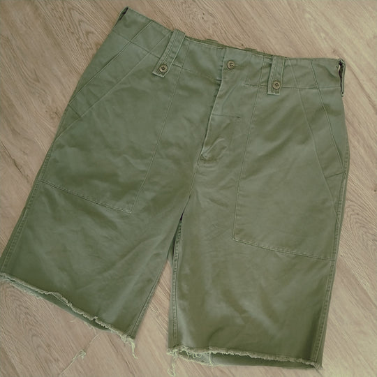THRILLS Mens Retro Look Military Style Shorts , Green, Size 32, Designed in Byron Bay -Australia