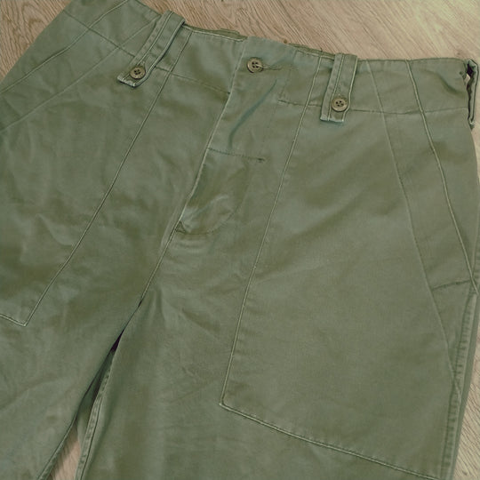THRILLS Mens Retro Look Military Style Shorts , Green, Size 32, Designed in Byron Bay -Australia