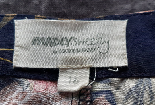 Madly Sweetly by Loobies Story, long dress size 16 100% viscose