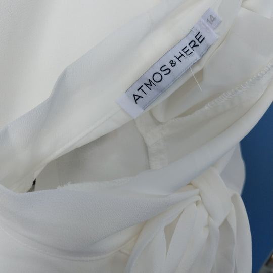 ATMOS & HERE Women's long sleeve front tie blouse Size 14 white
