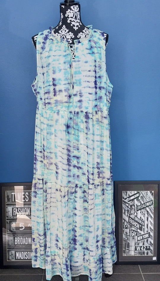 emerge. Tiered Maxi Dress, Blue and White Print, Size 18, BNWT