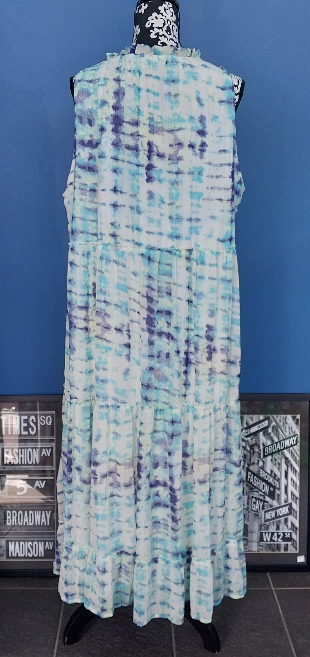 emerge. Tiered Maxi Dress, Blue and White Print, Size 18, BNWT