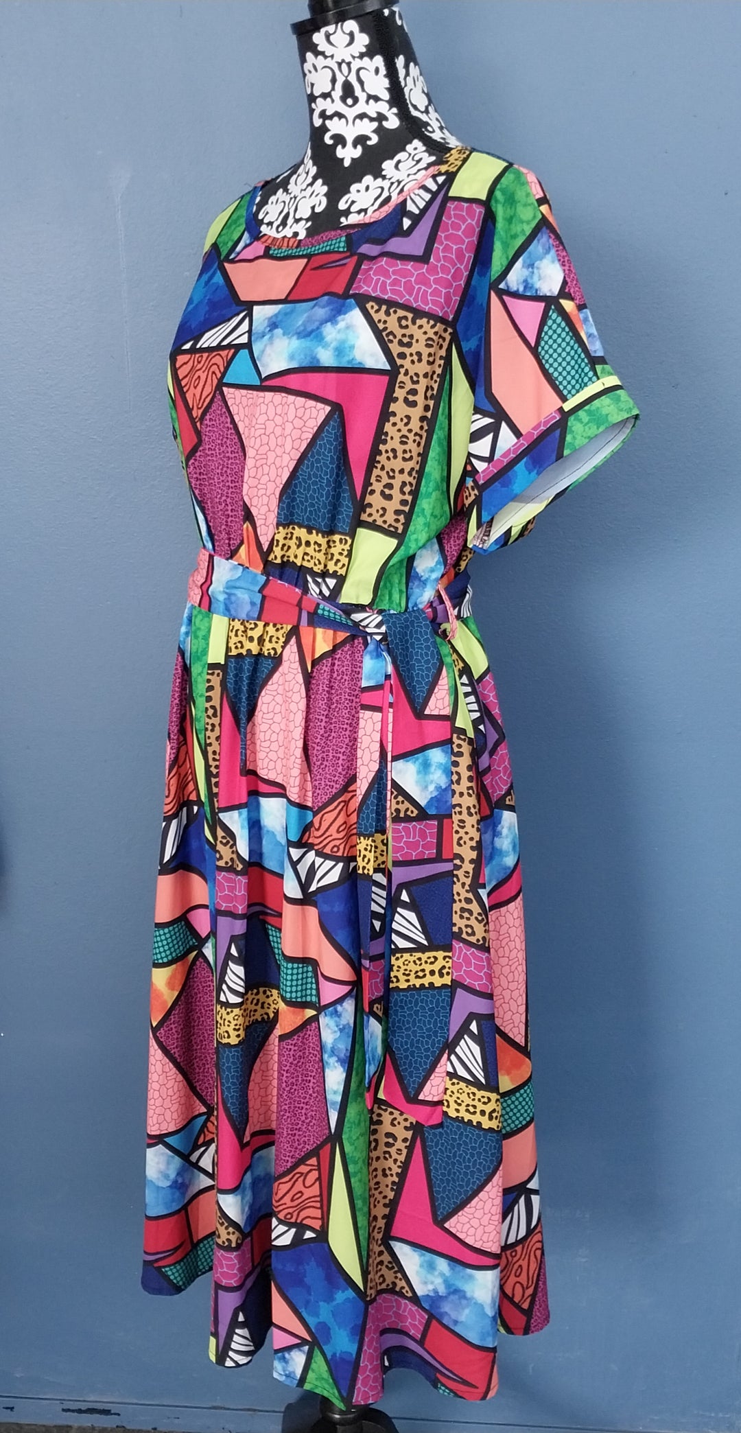 Lorraine Bold Abstract Print Dress Size 12