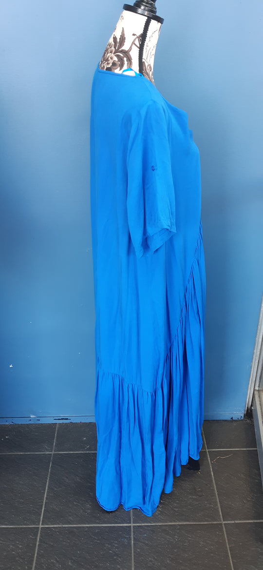 PQCollection Maxi Dress size /m (16/18