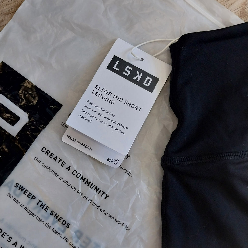 LSKD  Mid Short Legging Size S BNWT