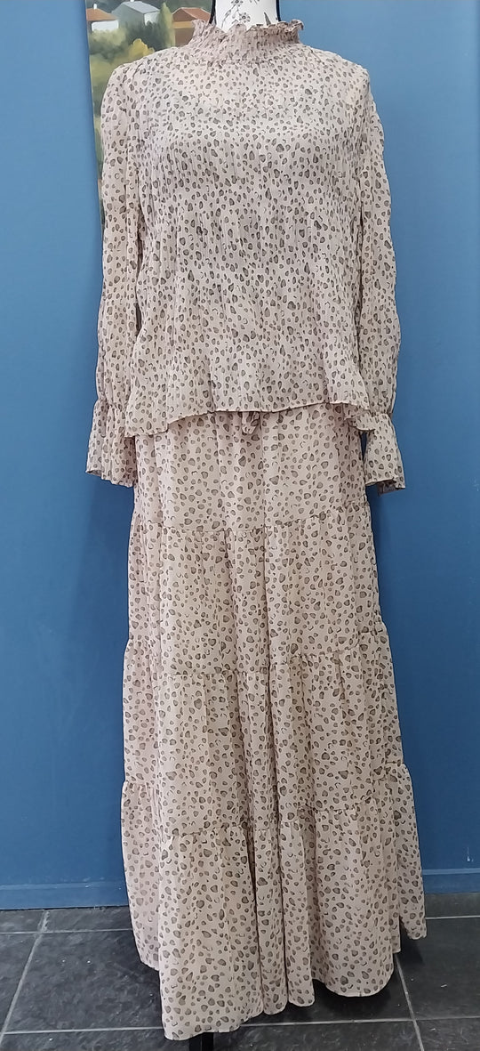 Brave + True Tiered Long Maxi Skirt Animal Print Size M