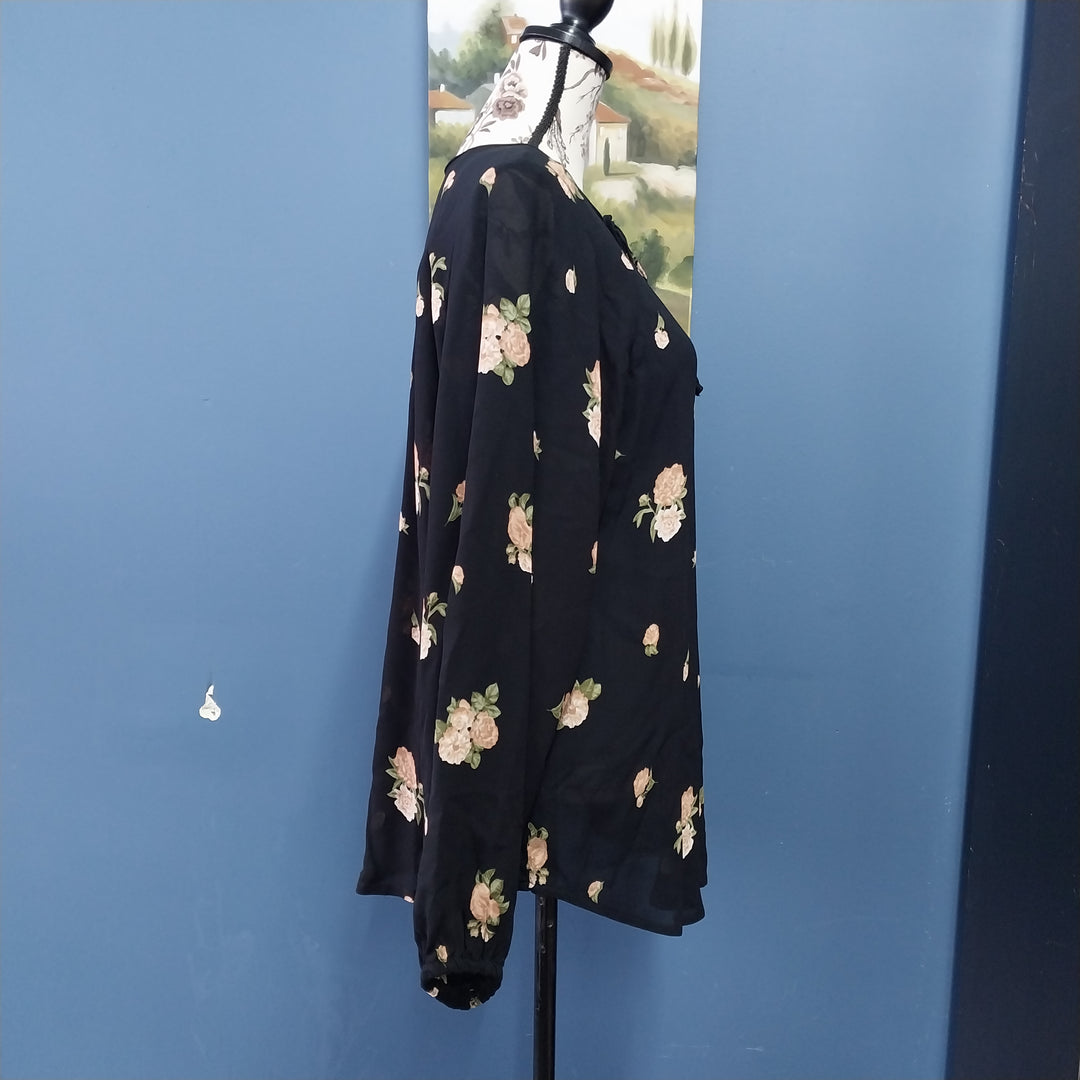 Smith & Western Blouse size M/L Designed and Made In New Zealand