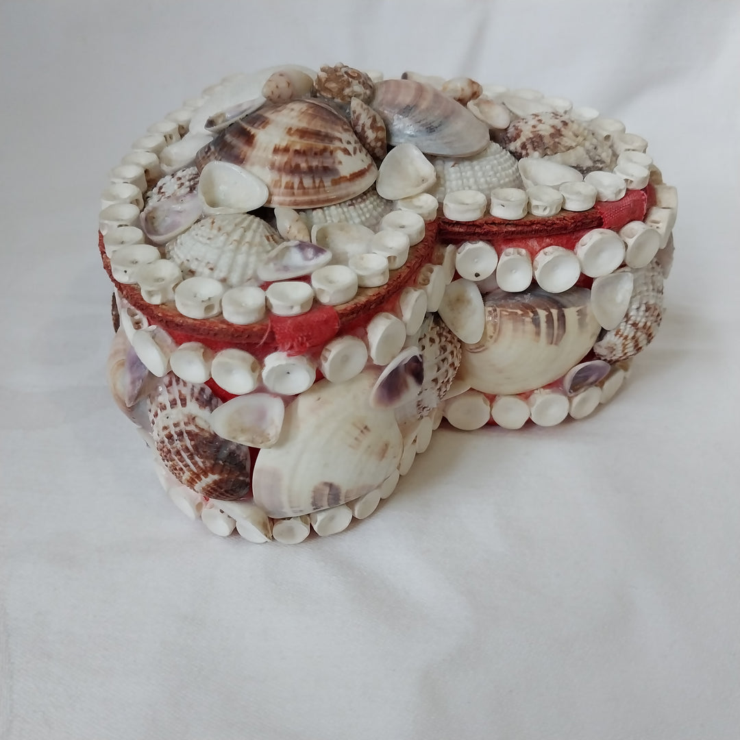 Vintage Sea Shell Heart Shaped Trinket Box Bo Ho Chic