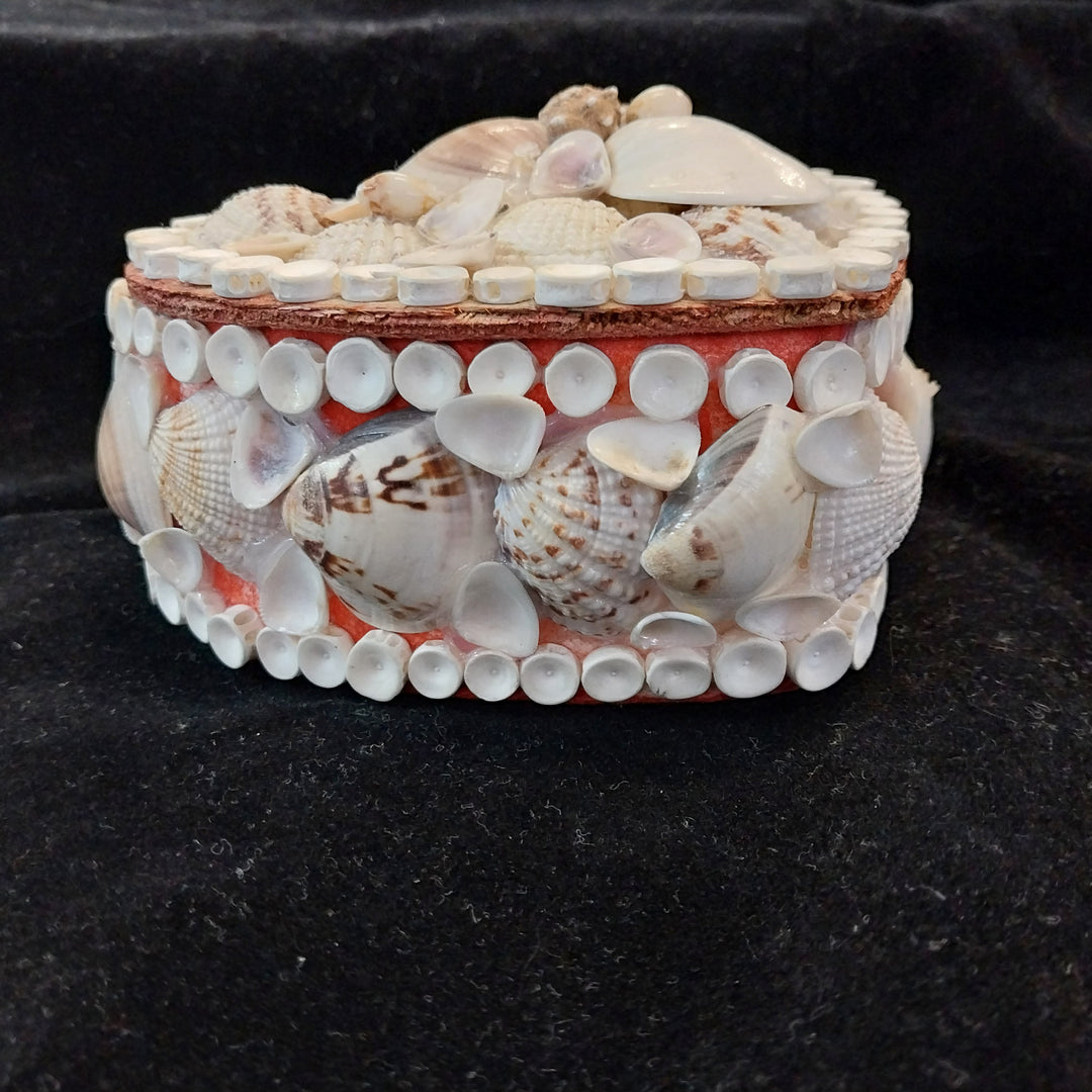 Vintage Sea Shell Heart Shaped Trinket Box Bo Ho Chic