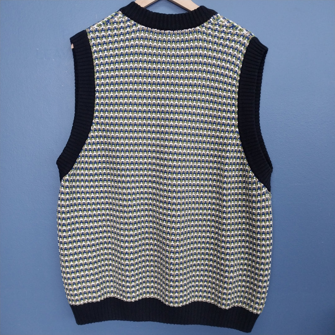 kowtow Oversized Organic Cotton -Blanket Vest -Size L