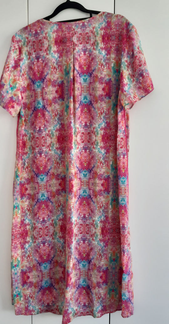 Loobies Story Dress Size 14. 55% Viscose 45% silk