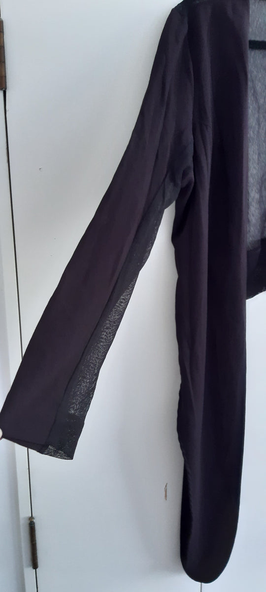 Anna.S Black short over top made in NZ size L