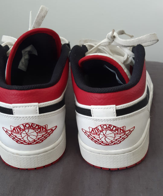 Nike Air Jordan white gym red Sneakers size nz 7